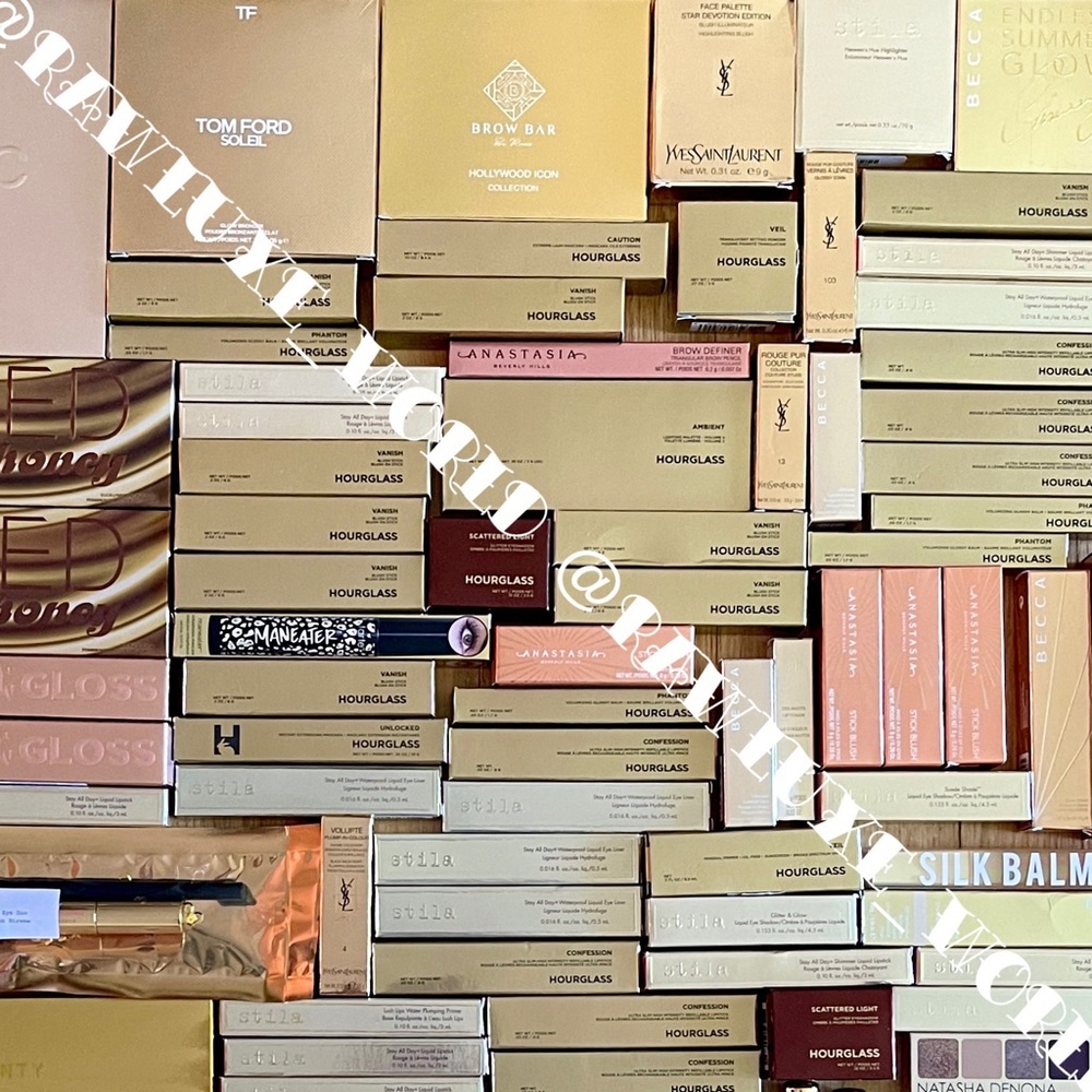THE BIGGEST HIGH END MYSTERY MAKEUP BOX 3X+ MSRP VALUE GIFTS BONUSES SURPRISES - Picture 5 of 15